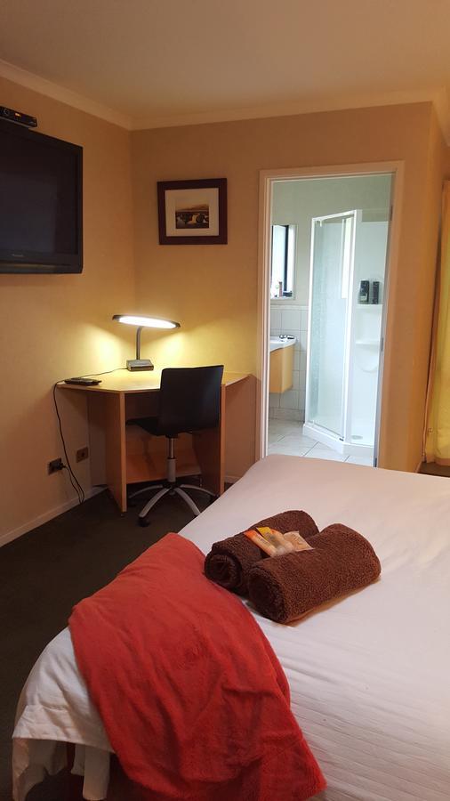 Heta Road B&B New Plymouth Buitenkant foto