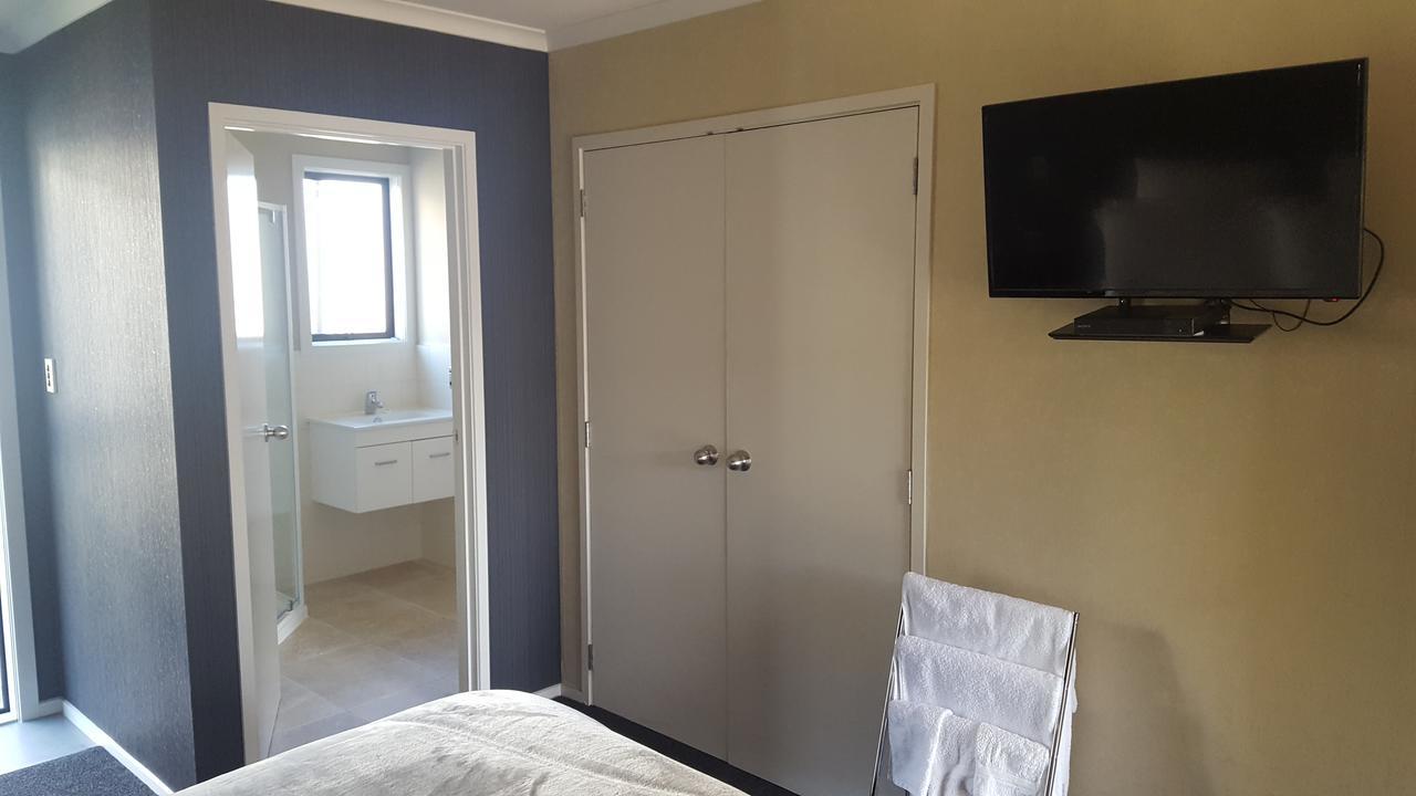 Heta Road B&B New Plymouth Buitenkant foto