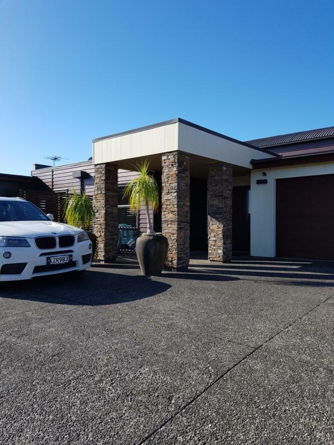 Heta Road B&B New Plymouth Buitenkant foto